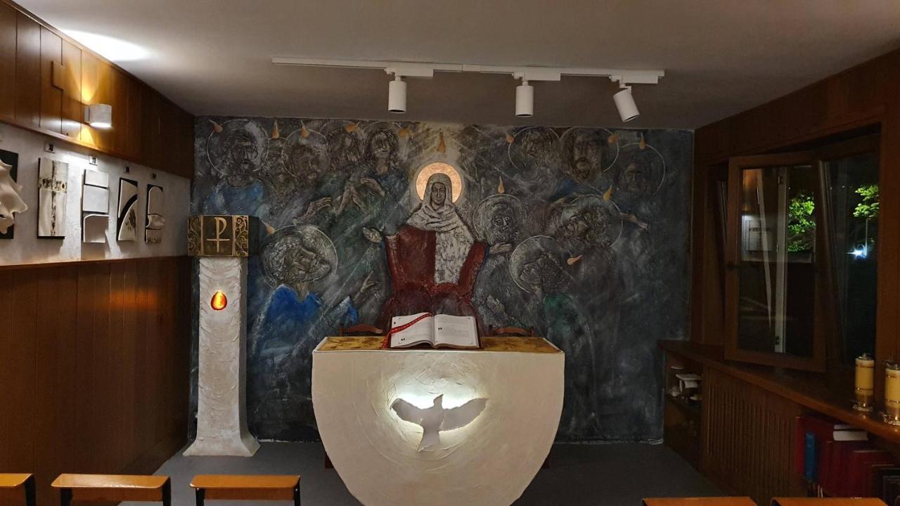 Wieczernik Dom Rekolekcyjny Ksiezy Pallotynow Swieta Katarzyna  Esterno foto