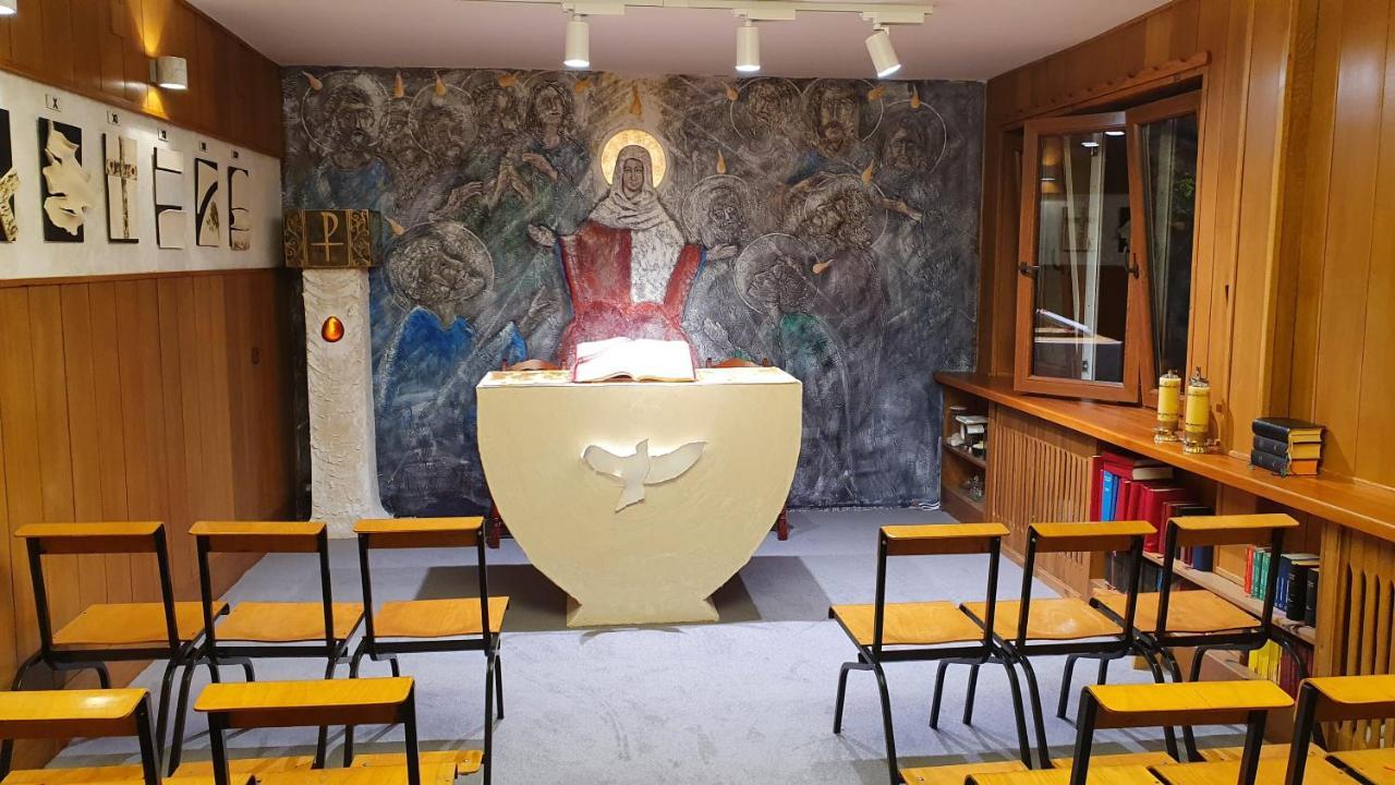 Wieczernik Dom Rekolekcyjny Ksiezy Pallotynow Swieta Katarzyna  Esterno foto