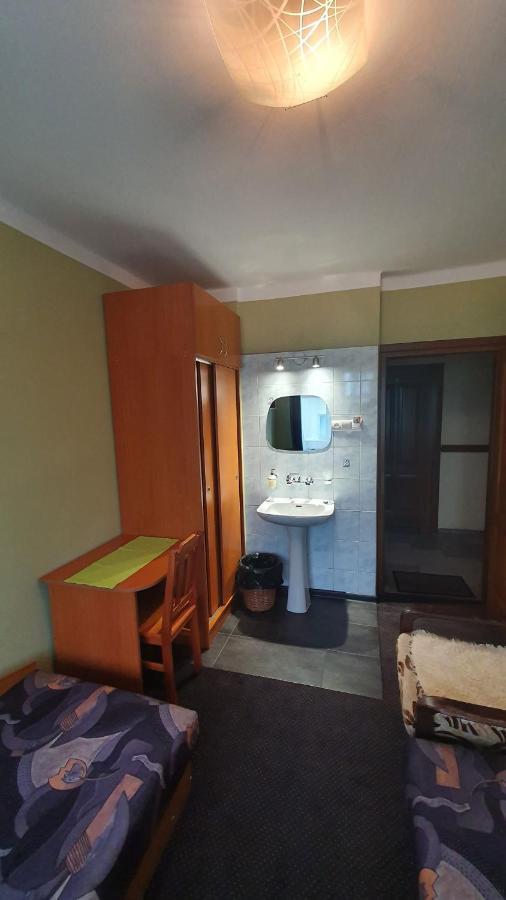 Wieczernik Dom Rekolekcyjny Ksiezy Pallotynow Swieta Katarzyna  Esterno foto